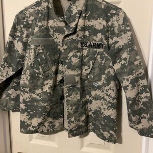 Boys Army Camo Shirt Size M (Fits 6/7) – Trooper Clothing